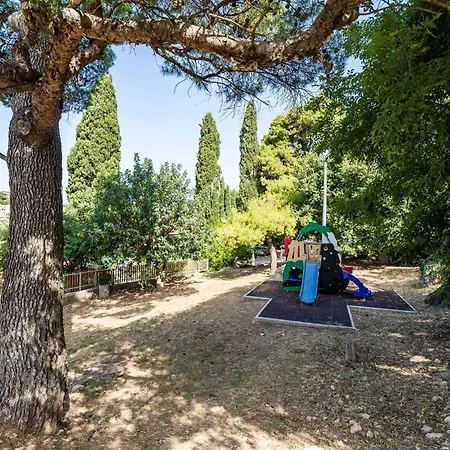 Διαμέρισμα Green Garden - Studio With Terrace 2